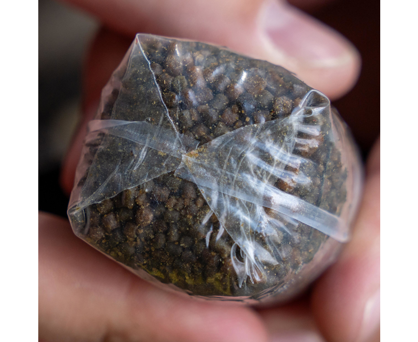 bags of Pva Avid Carp 70x140mm