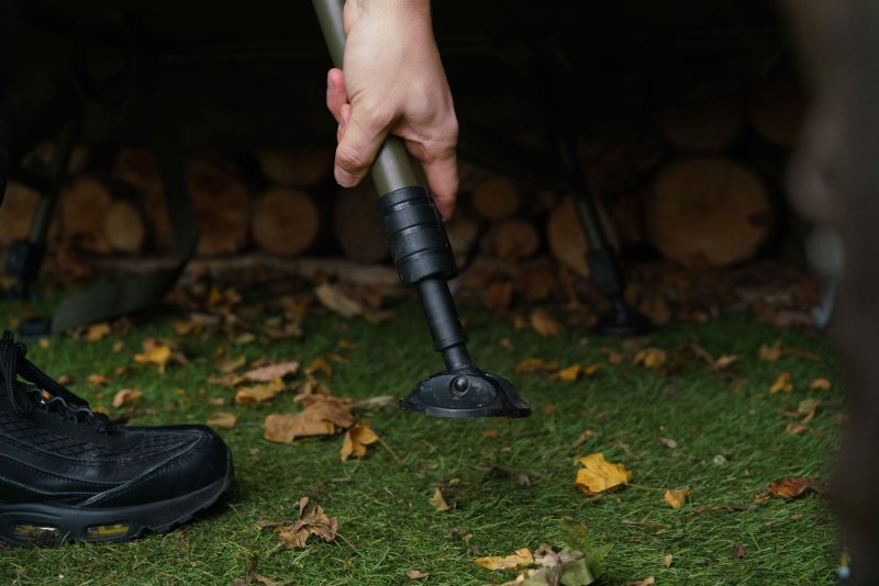 Bed Chair con saco de dormir Solar Worldwide STD 6 patas - Tienda Carpfishing