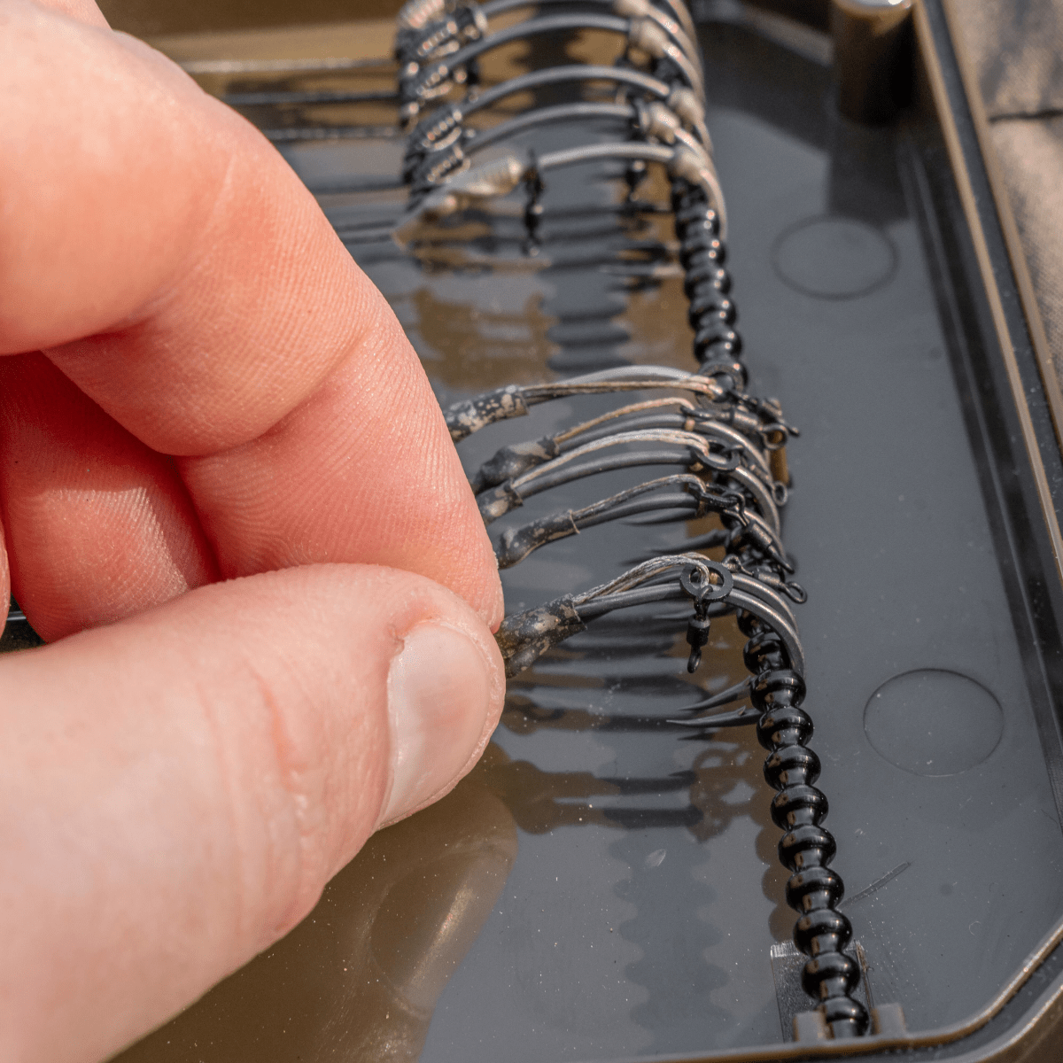 Caja Avid Carp XL Reload Rig Case - Tienda Carpfishing