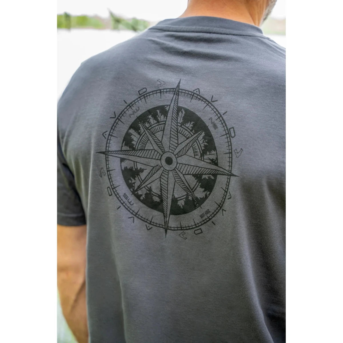 Camiseta Avid Carp Bearing Gris - Tienda Carpfishing