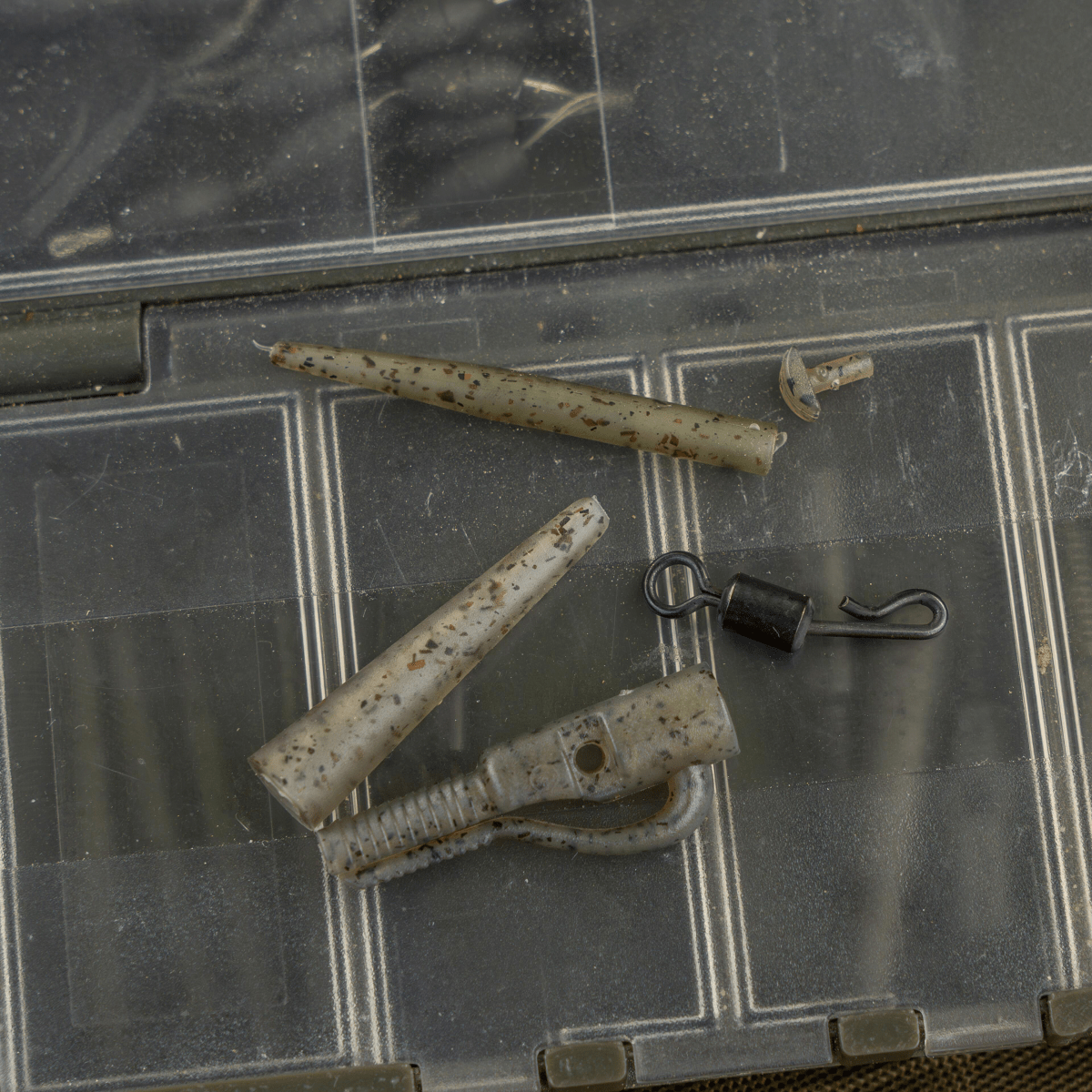 Set Lead Clip Avid Carp Outline FleckTone - Tienda Carpfishing