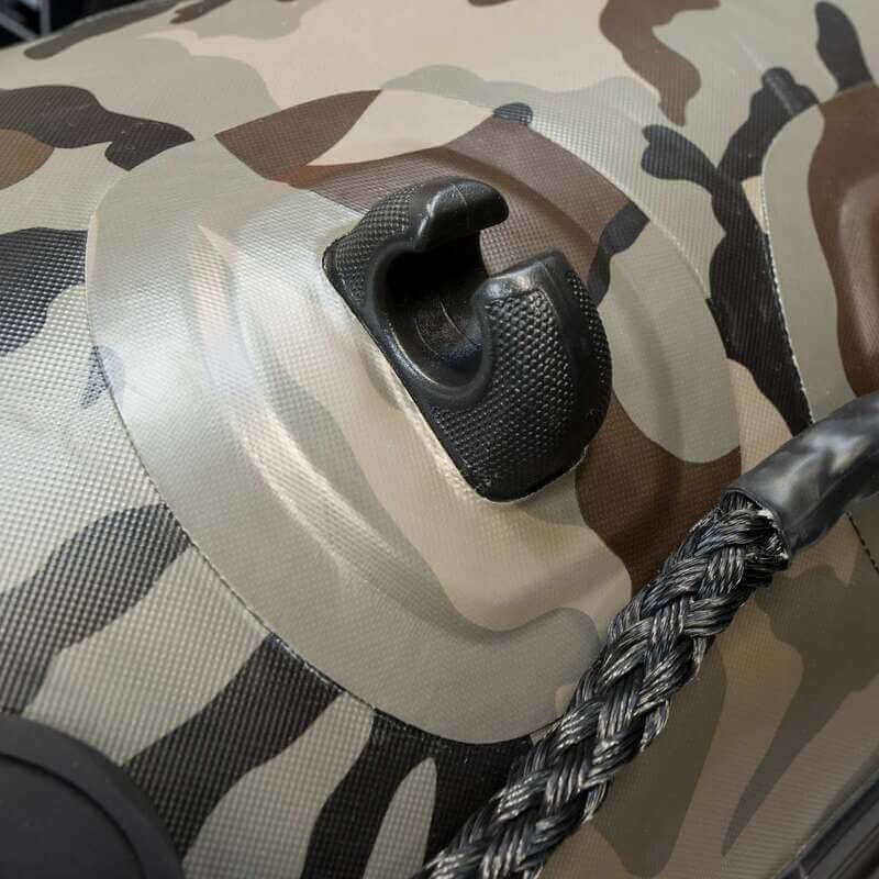 Barca Raptor 230 X - Wide Dark Camo con suelo de aluminio - Tienda Carpfishing