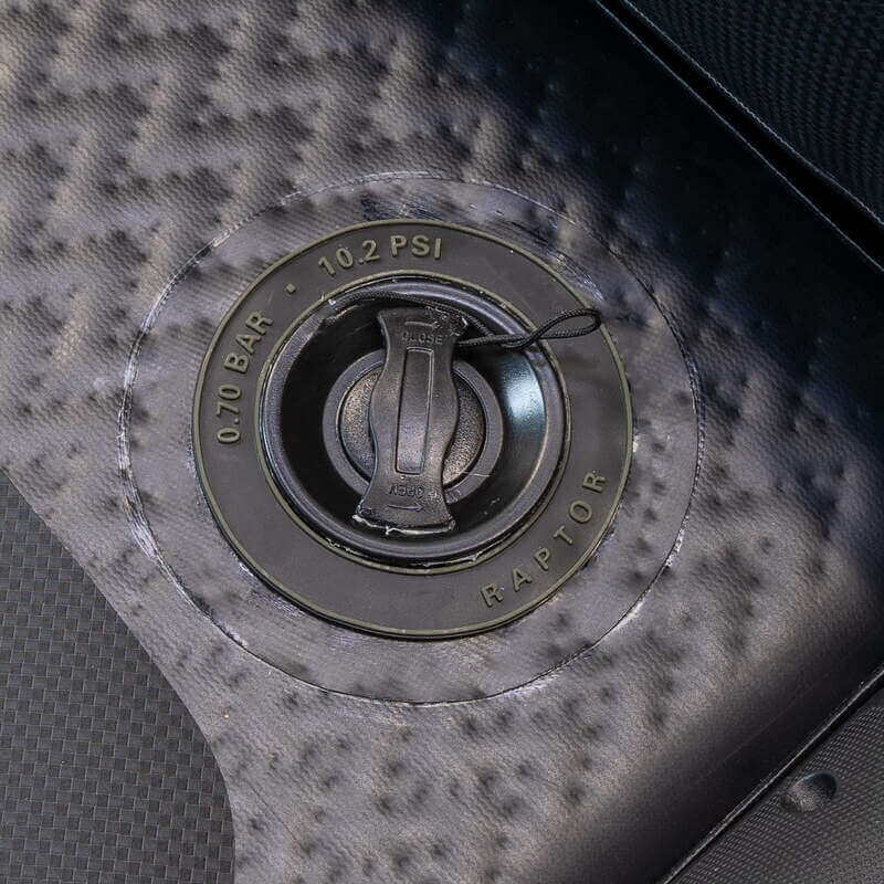 Barca Raptor 270 X - Treme Dark con suelo de aluminio - Tienda Carpfishing