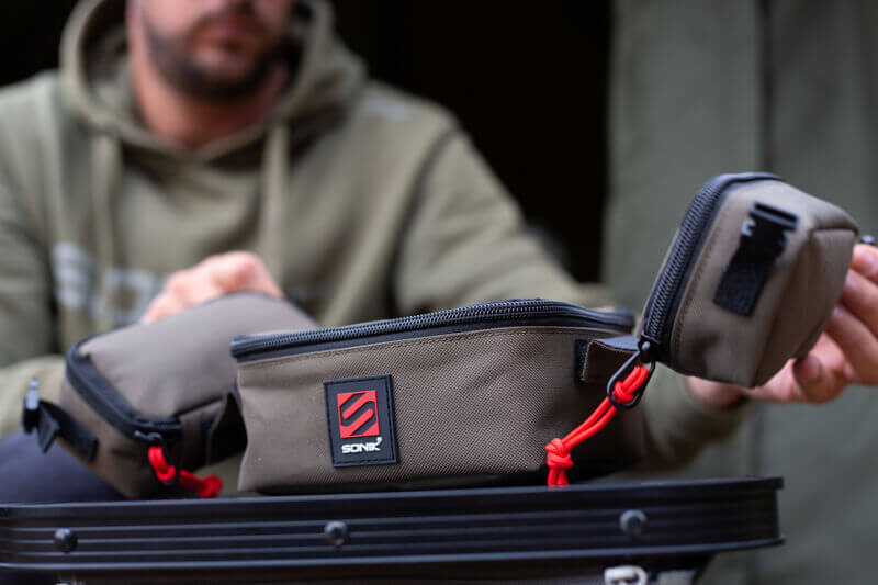 Bolso Sonik Tackle - Tienda Carpfishing