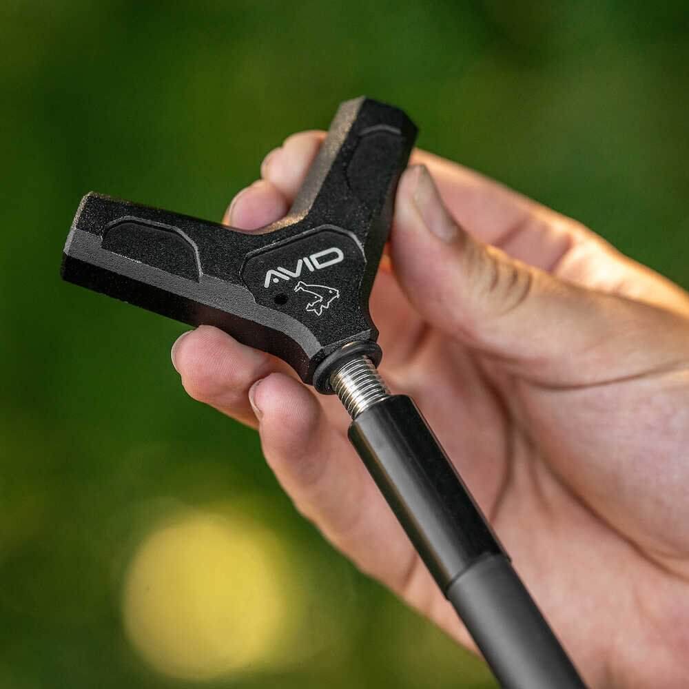 Sacadera Avid Carp Revolve 42″ 1 Tramo - Tienda Carpfishing