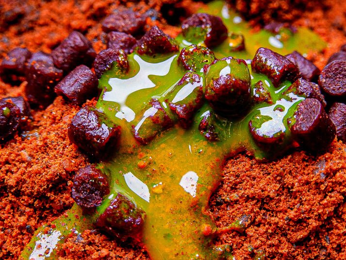 Spod Booster Pro Elite Baits Gold Antartic Krill 1000 ml - Tienda Carpfishing