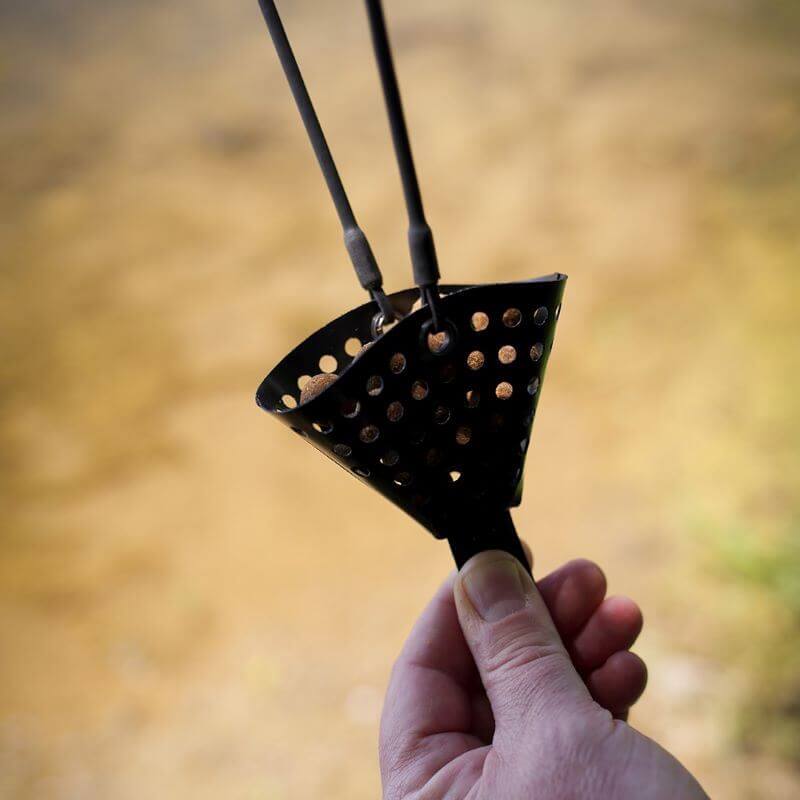 Tirador de cebado ESP Big Shot Catty L - Tienda Carpfishing