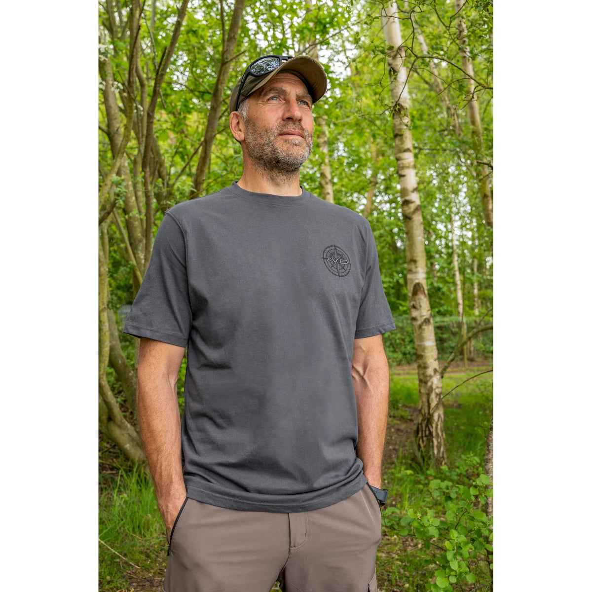 Camiseta Avid Carp Bearing (Grey)
