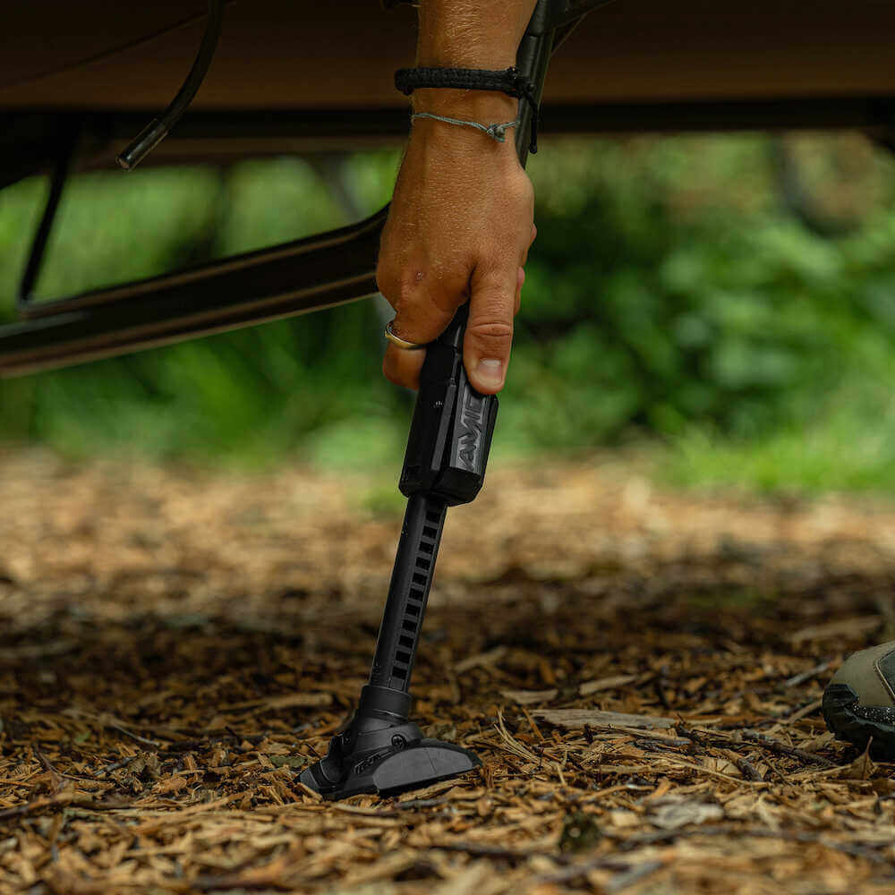 Bed Chair with sleeping bag Avid Carp Benchmark Ultra X System 8 legs