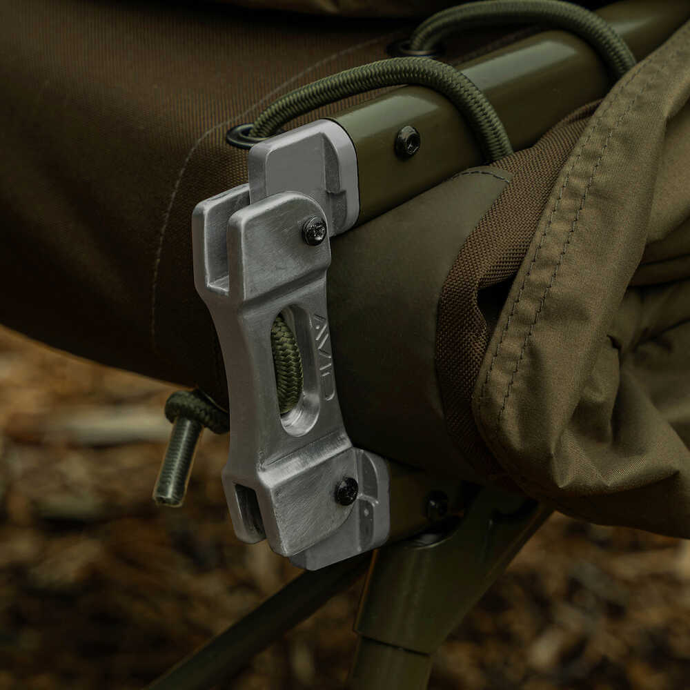Bed Chair with sleeping bag Avid Carp Benchmark Ultra X System 8 legs