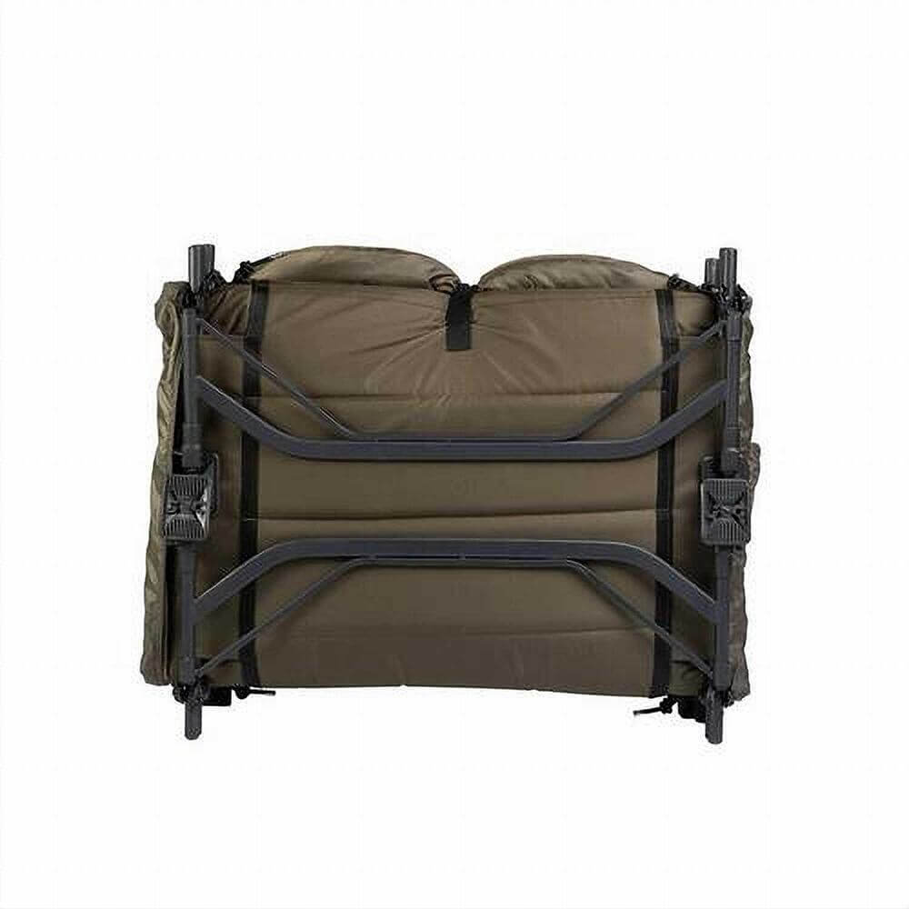 Bed Chair JRC Defender II Flatbed with sleeping bag Wide