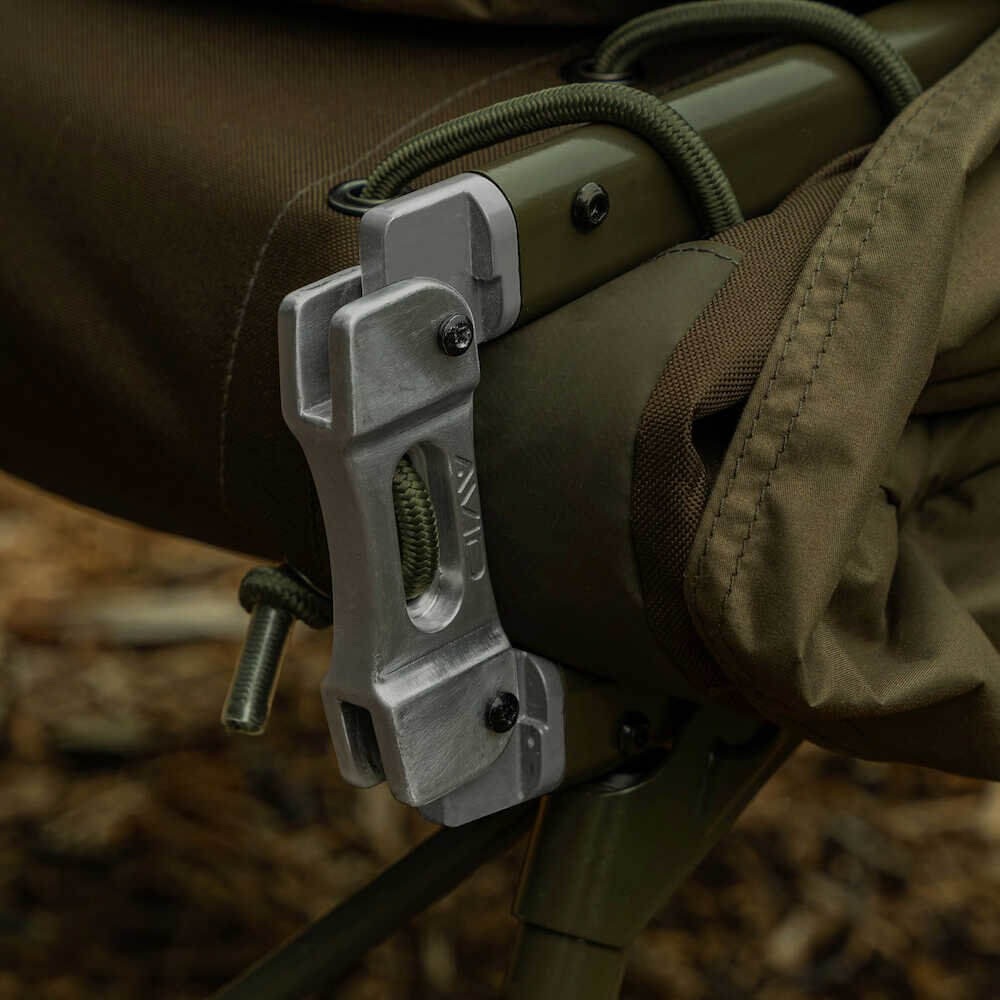 Bed Chair with sleeping bag Avid Carp Benchmark Ultra System