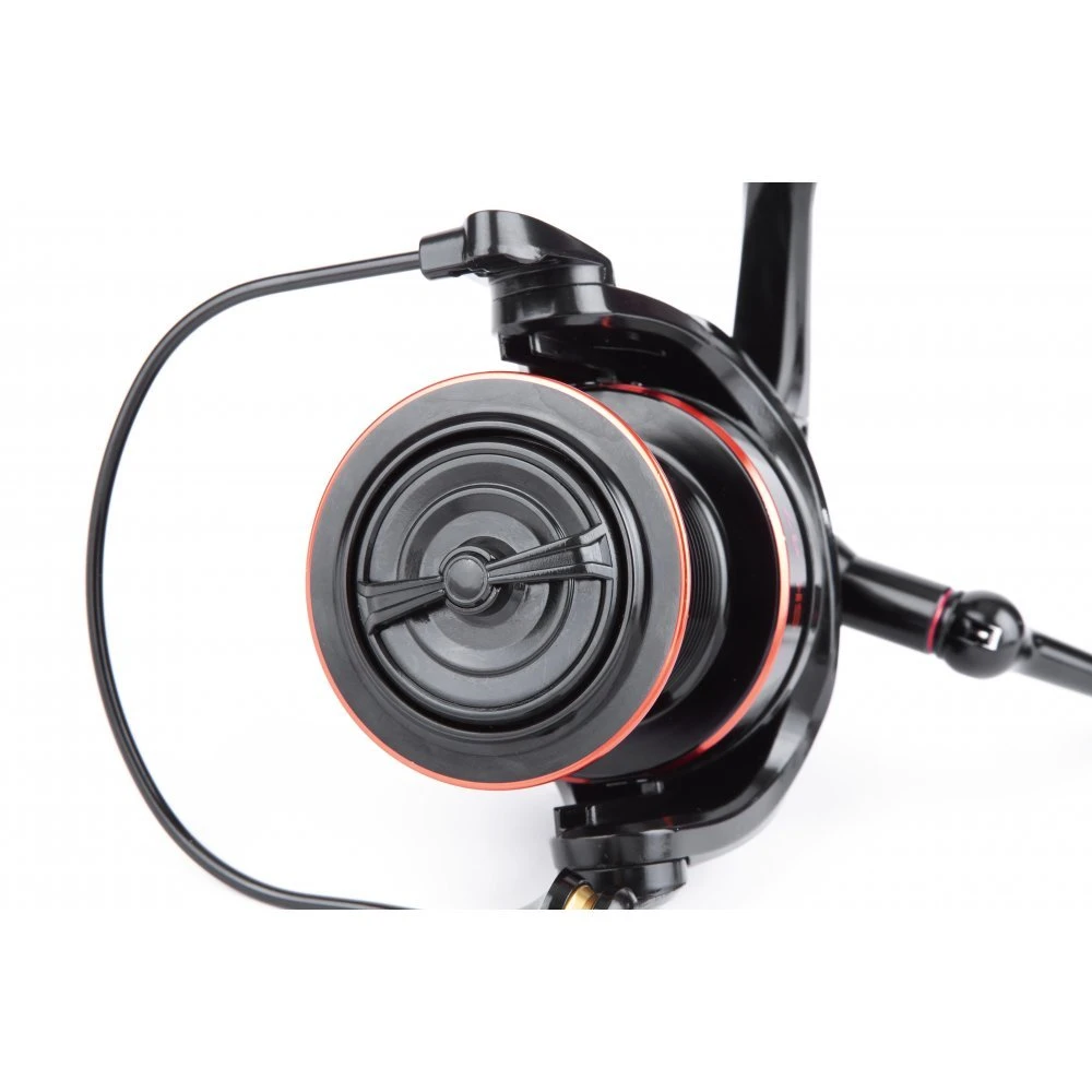 Reel Sonik SK-47 Carbon 7000