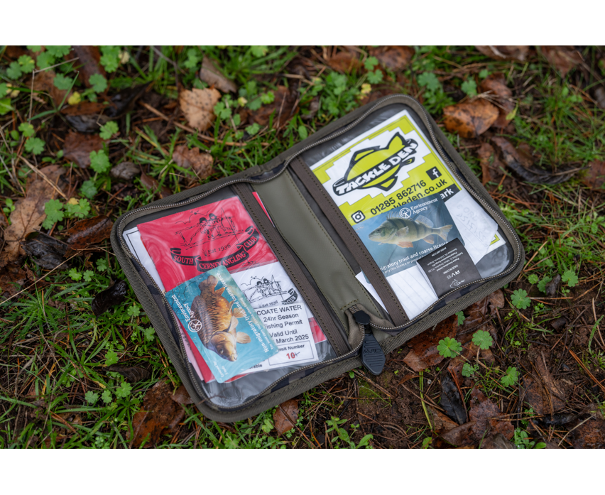 License wallet Avid Carp RVS