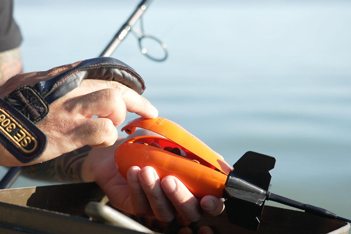 Rocket booster {{168c03b0d186745eadeaaa2f149d0151}}} Medium Orange/Black