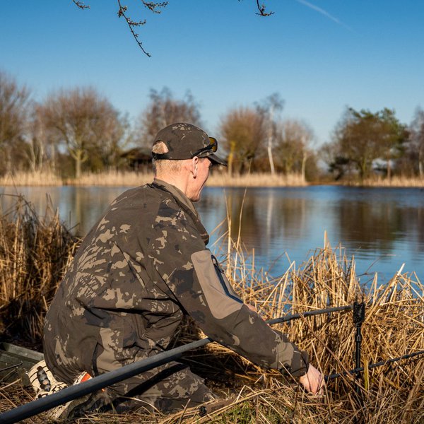 Waterproof Windbreaker Nash ZT Lite Hydra Flex with hood