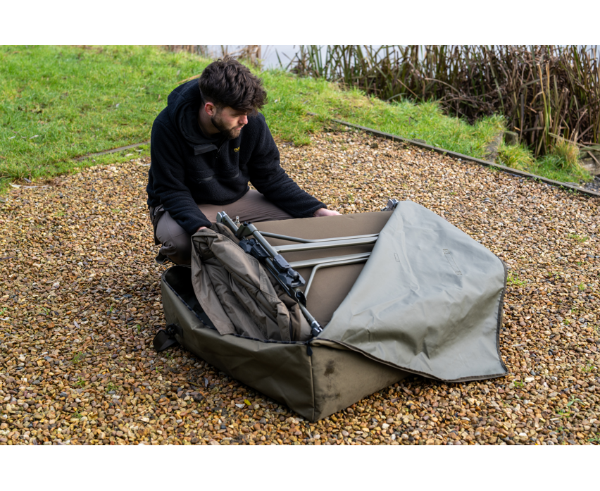 Holster Bed Chair Avid Carp RVS