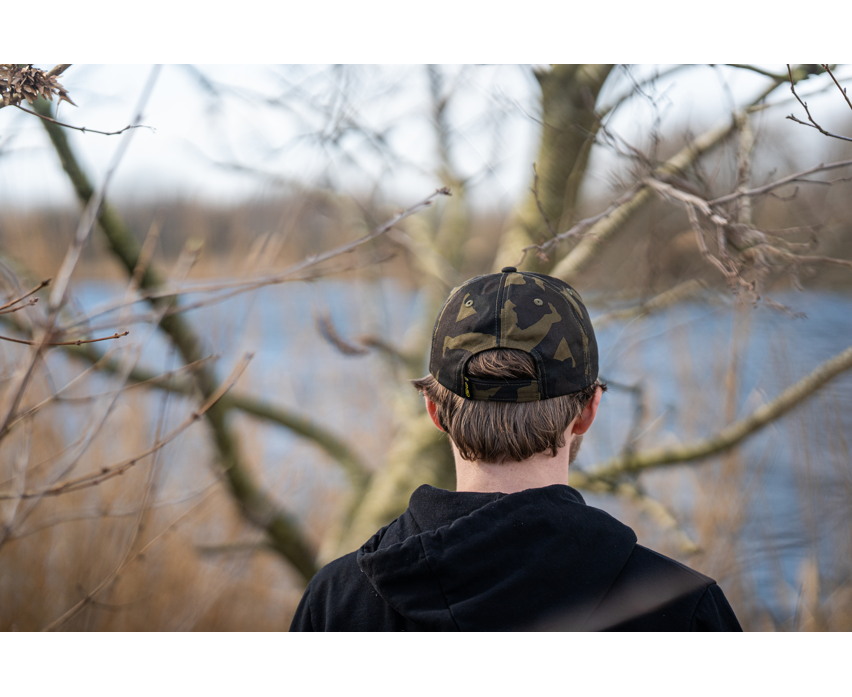 Cap Avid Carp Distortion Camo