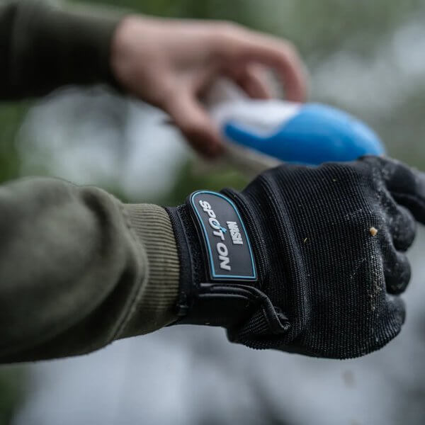 Glove Nash Casting Left