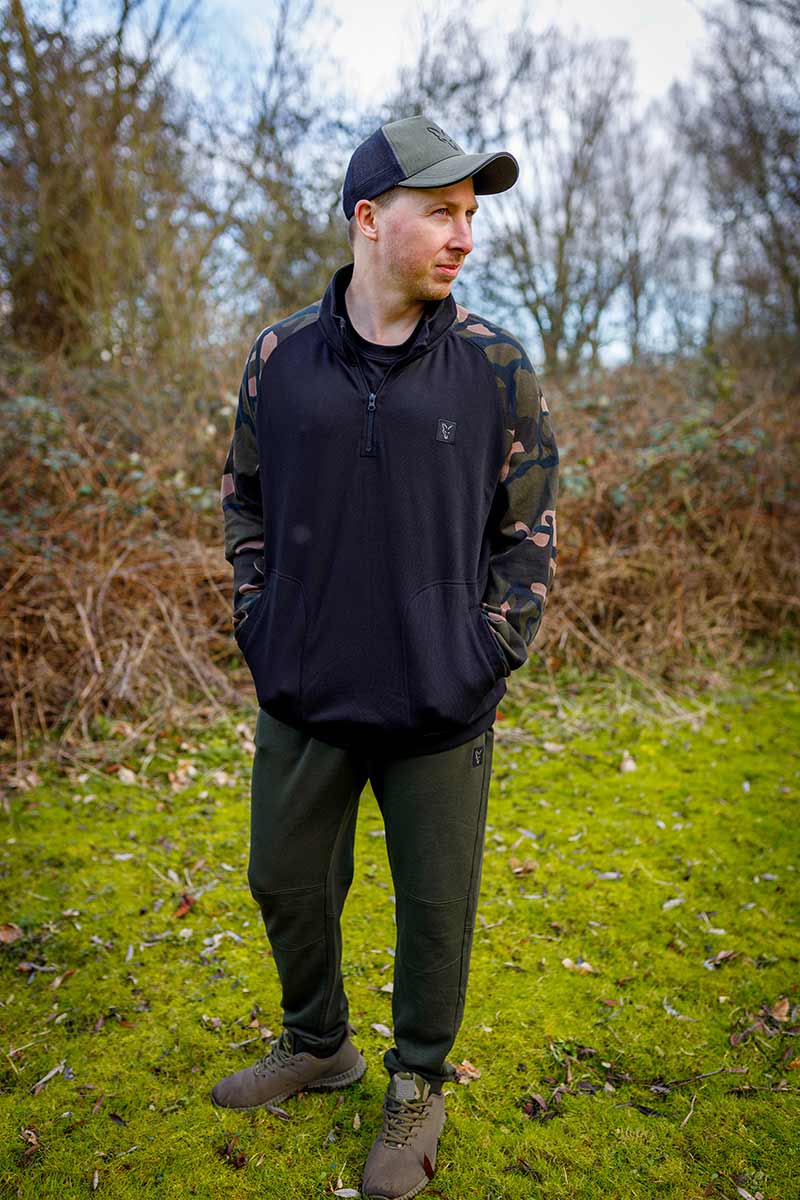 Sweatshirt Fox LW Black and Camo with zipper