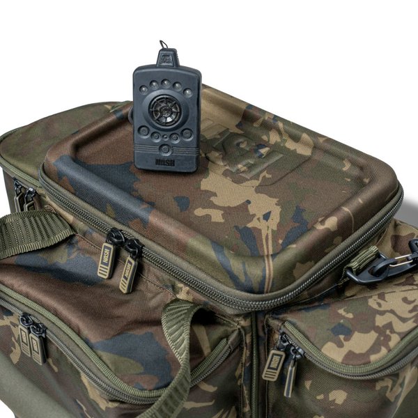 Macuto Nash Subterfuge Carryall Small 30L
