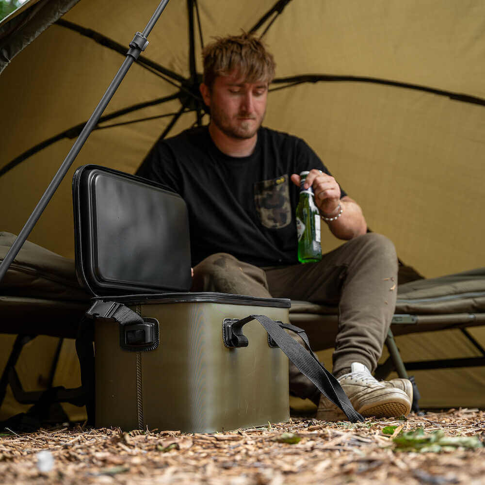 Macuto Cooler Avid Carp Stormshield Cooler 30 L