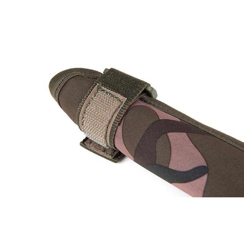 Tip protector and handle of rod Fox Camolite XL
