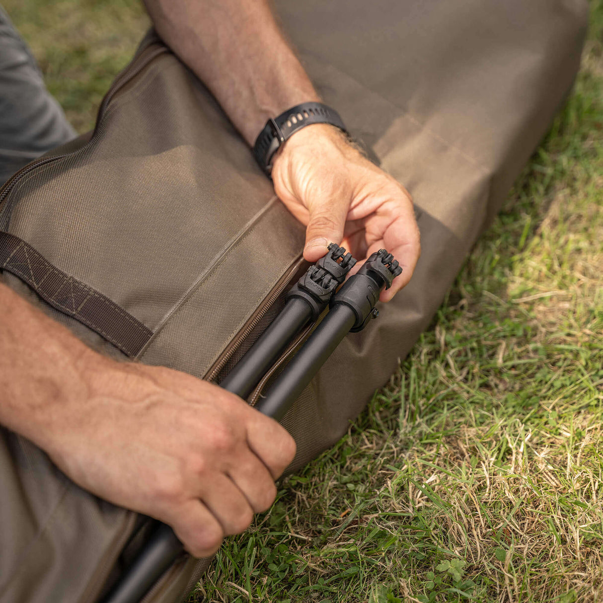 Bivvy Avid Carp Exo 2 persons