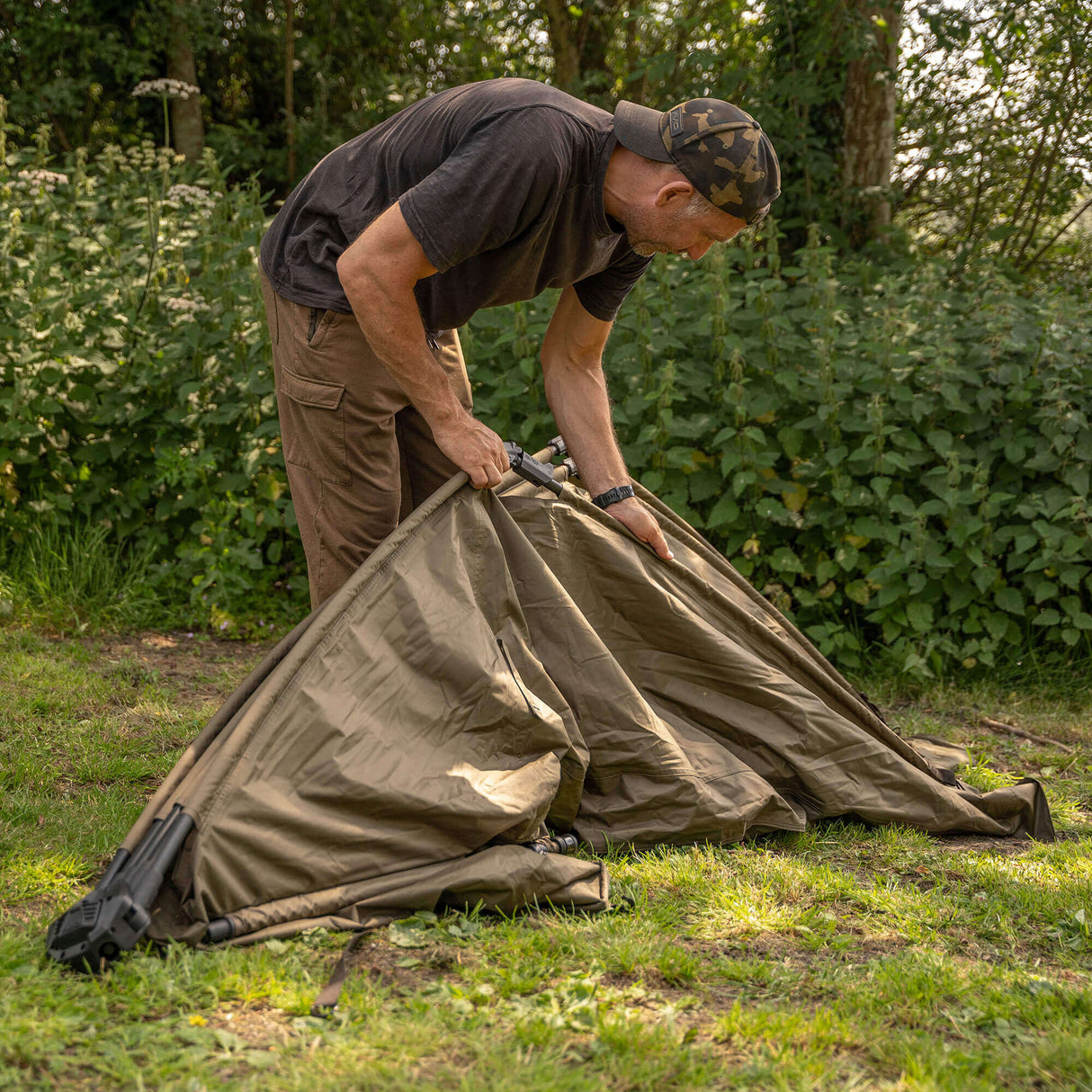 Bivvy Avid Carp Exo 2 persons