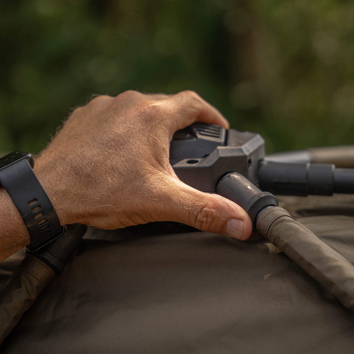 Bivvy Avid Carp Exo 2 persons