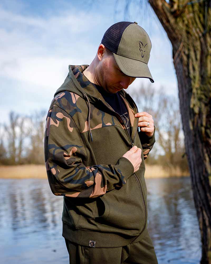 Sweatshirt Fox LW Khaki and Camo hooded zip-up sweatshirt
