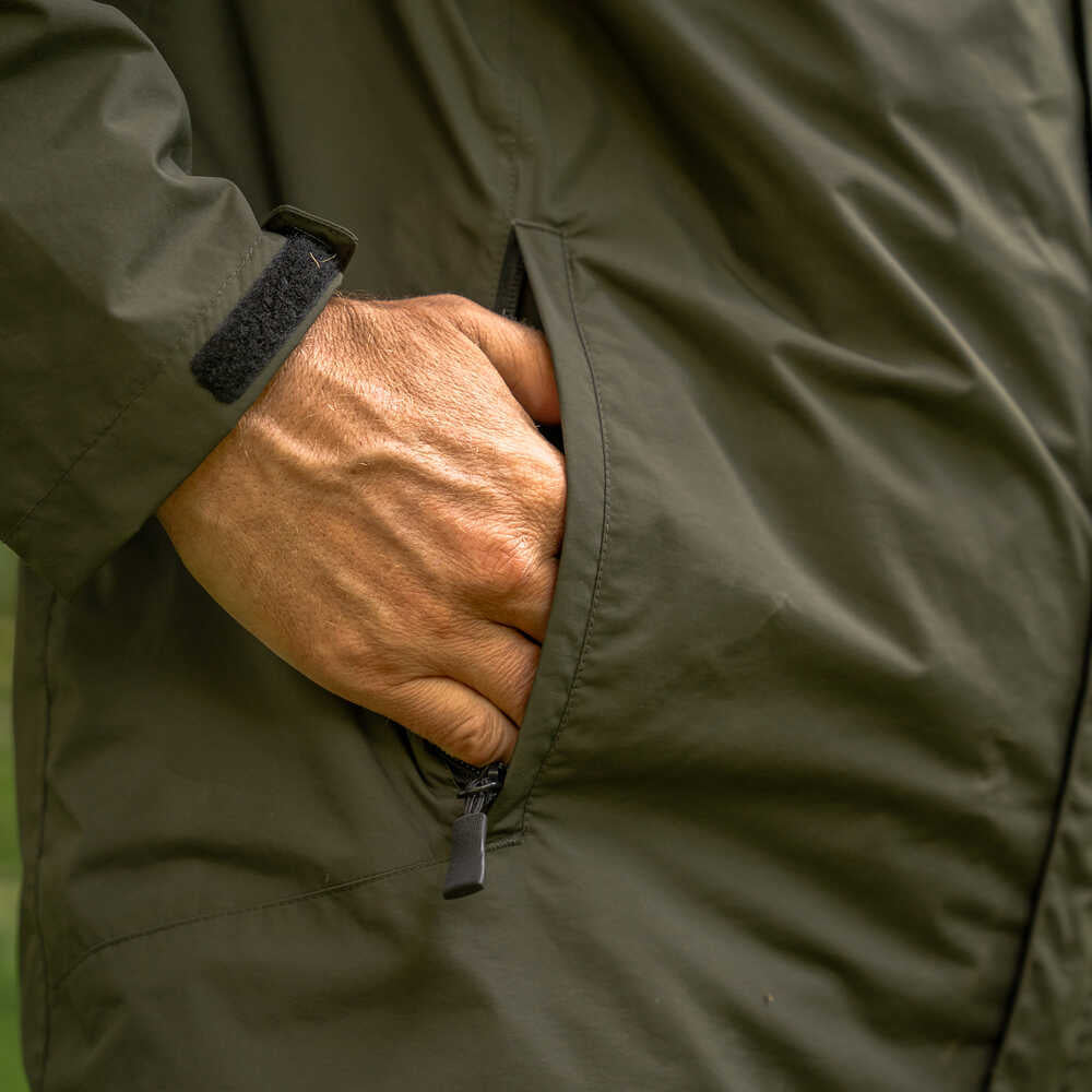 Thermal suit Avid Carp Revolve Waterproof