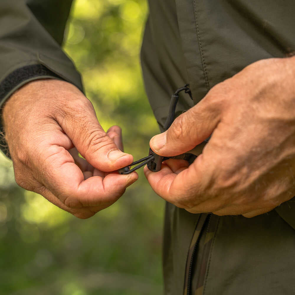 Thermal suit Avid Carp Revolve Waterproof