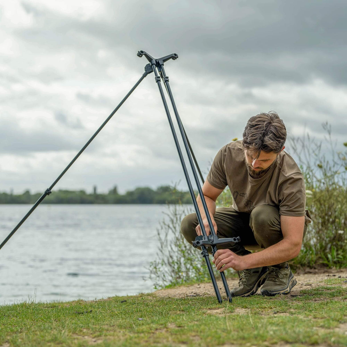 Tripod Avid Carp Extremity 3 Rods