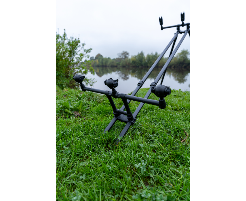 Tripod Korum Deluxe 3 Rods