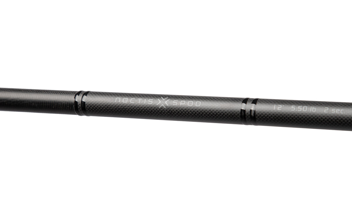 Caña Mikado Noctis X Spod 13' (390) / 5.50lbs (2 sec.)