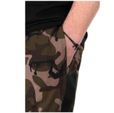 Bañador Fox Swim LW Negro/Camo - Tienda Carpfishing