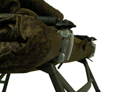 Bed Chair con saco de dormir Solar SP C-Tech Memory Foam 8 patas Wide - Tienda Carpfishing
