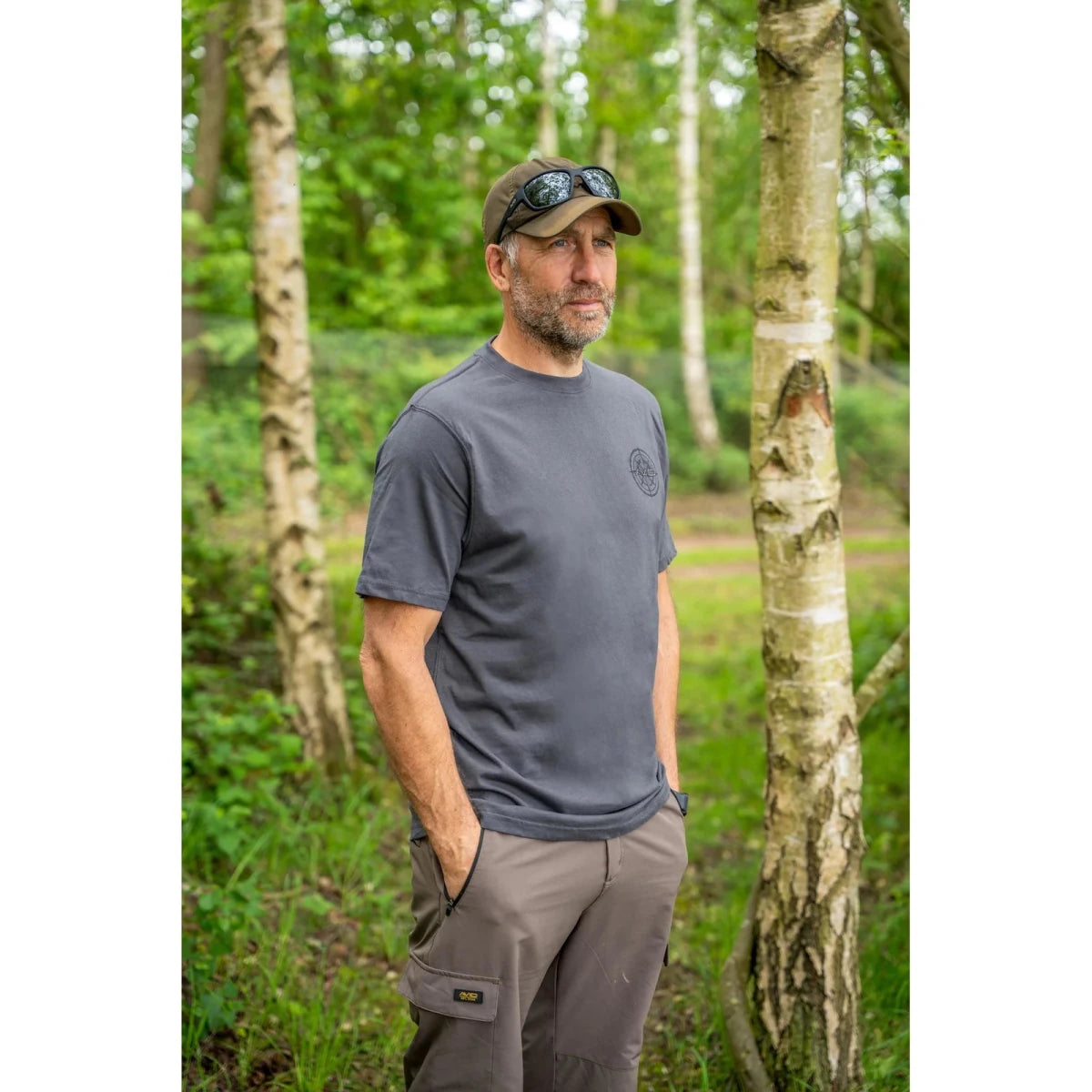 Camiseta Avid Carp Bearing Gris - Tienda Carpfishing