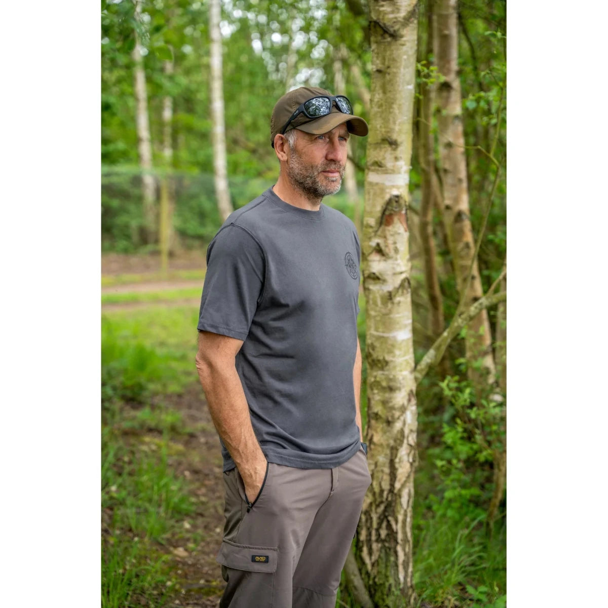 Camiseta Avid Carp Bearing Gris - Tienda Carpfishing