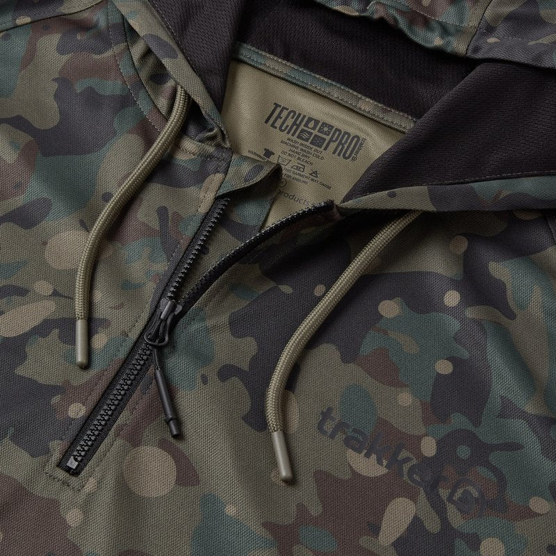 Camiseta técnica con capucha UV Trakker Techpro Camo - Tienda Carpfishing