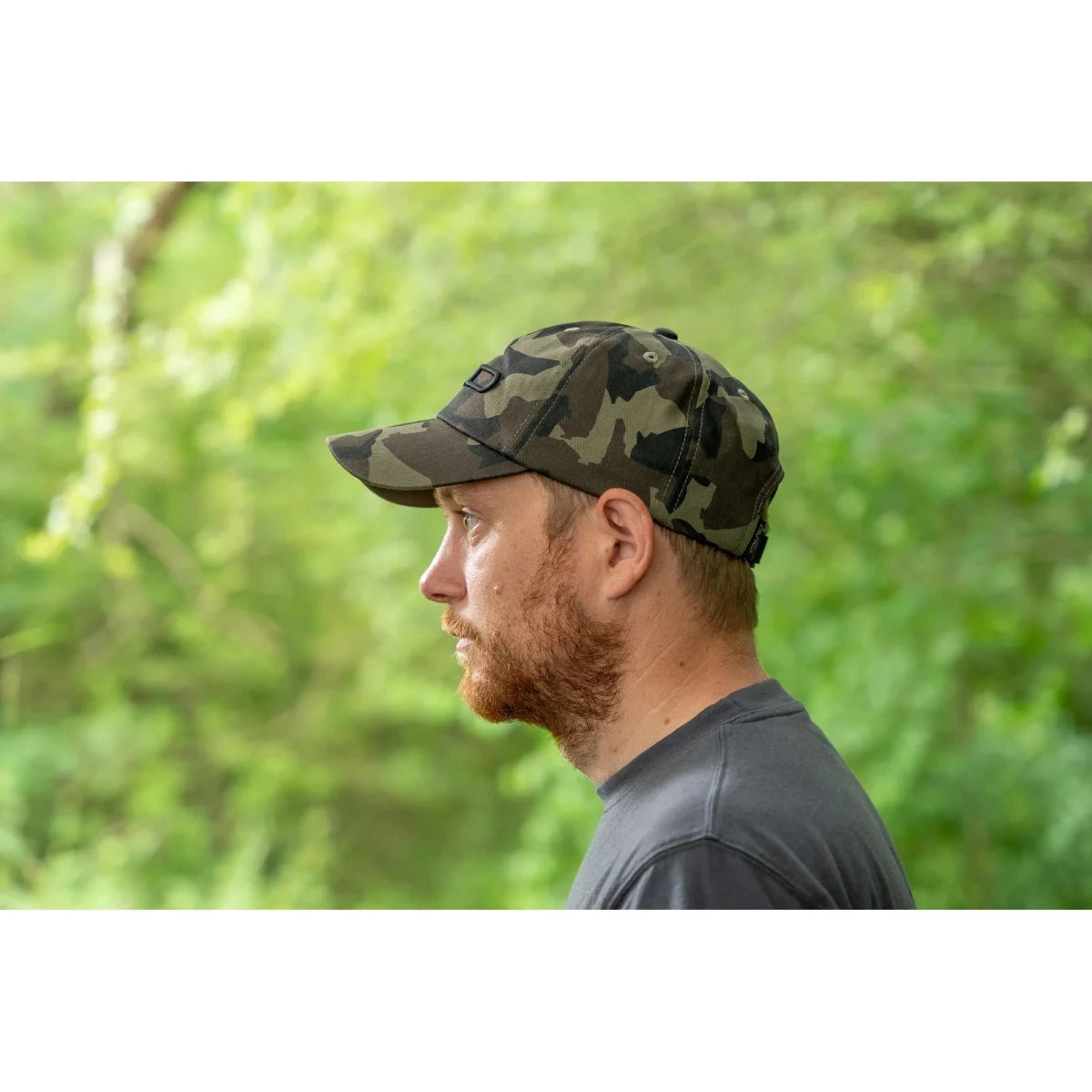 Gorra Avid Carp Distortion Dark Camo - Tienda Carpfishing