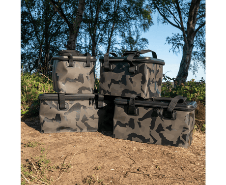 Macuto Avid Carp Stormshield EVA Camo 30 L - Tienda Carpfishing