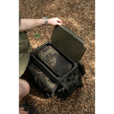 Macuto Korda Compac Framed Dark Kamo S - Tienda Carpfishing