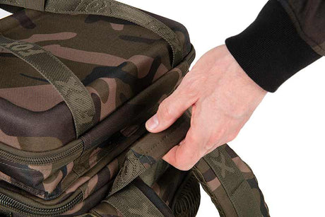 Mochila Compacta Fox Camolite - Tienda Carpfishing