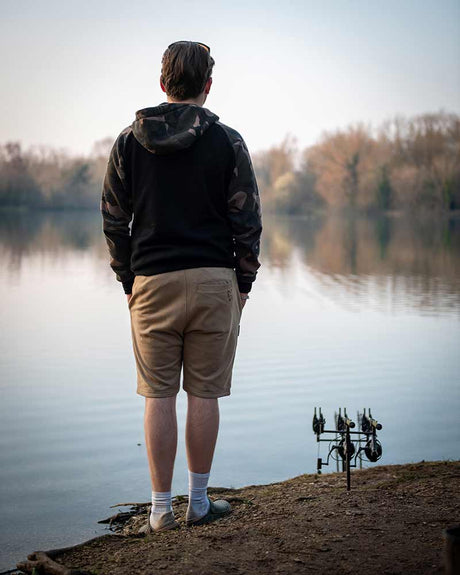 Pantalón corto Fox LW Tan Ltd Edition - Tienda Carpfishing