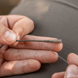 Rig Tubing Avid Carp Outline FleckTone 2m - Tienda Carpfishing