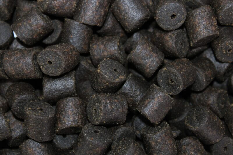 Pellets taladrados Pro Elite Baits Black Hallibut 15 mm 2