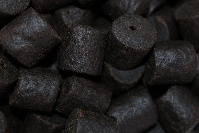 Pellets taladrados Pro Elite Baits Black Hallibut 15 mm 3