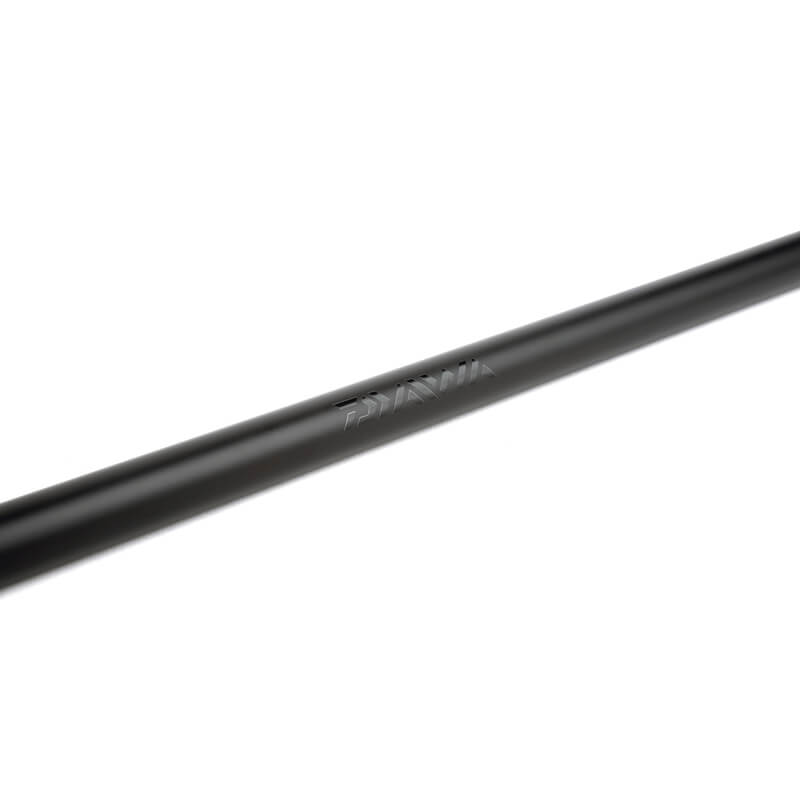 Sacadera Daiwa Widow Negra 2